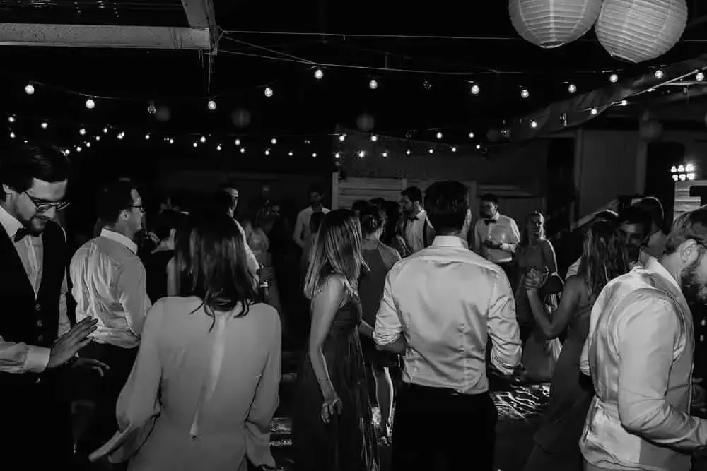 Tropical House und Hip-Hop auf dem Beach-Dancefloor